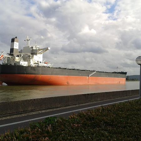 En Bord De Seine Acomodação com café da manhã Duclair Exterior foto
